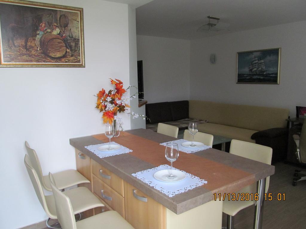 Apartment Kutlesa Volosko Exterior photo